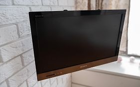 Tamka 40 Prywatne mieszkanie w pobliżu Starego Miasta i Stadionu Narodowego 100m od metra Nowy Świat Samodzielne Zameldowanie! Self Check-in System!